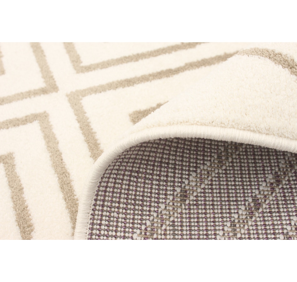 Image 726985_ALTMORE39.jpg, Product 726-985 / Price $293.00 - $611.00, ECARPET Macy Geod Rug from ECarpet on TSC.ca's Home & Garden department