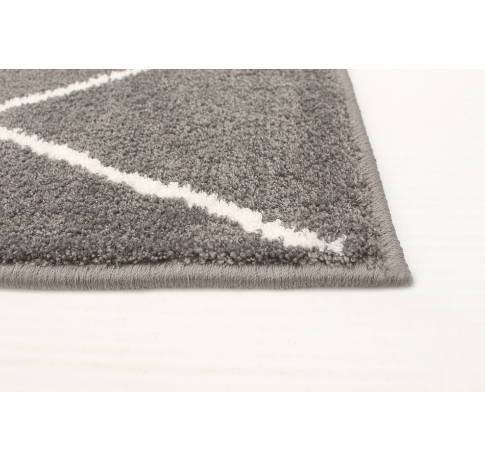 Image 726986_ALTMORE18.jpg, Product 726-986 / Price $293.00 - $611.00, ECARPET Macy Diamante Rug from ECarpet on TSC.ca's Home & Garden department
