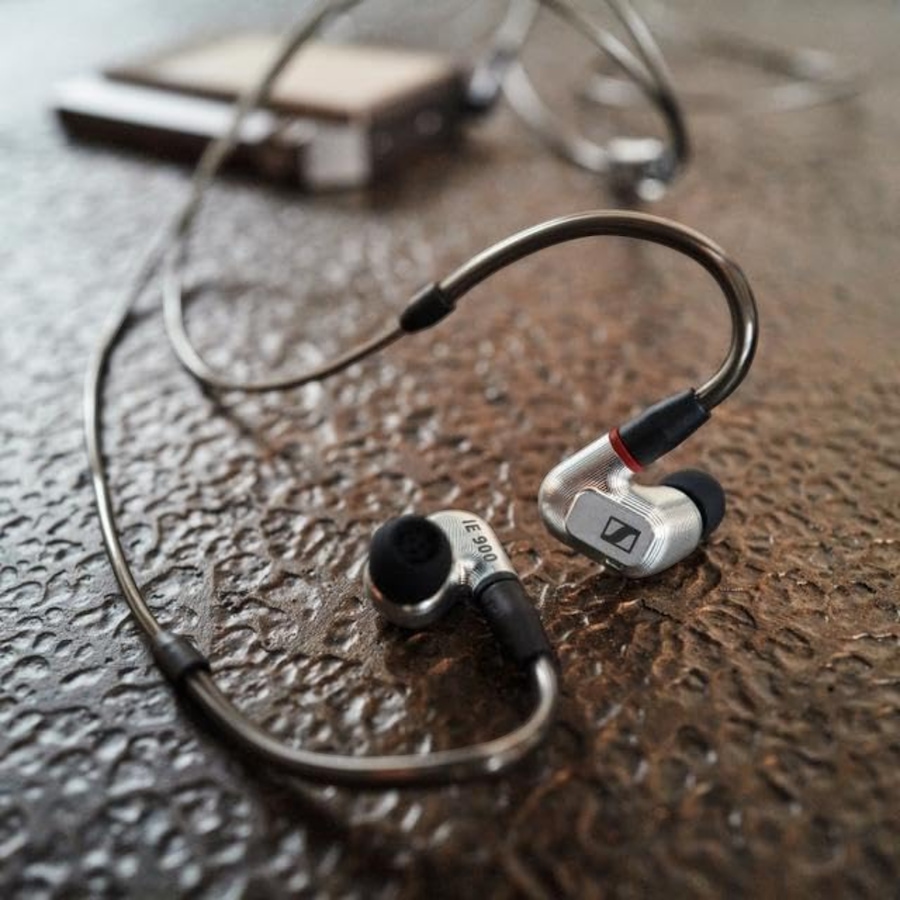 Image 727024_ALTMORE1.jpg, Product 727-024 / Price $1,999.95, Sennheiser IE 900 Audiophile In-Ear Monitors from Sennheiser on TSC.ca's Electronics department