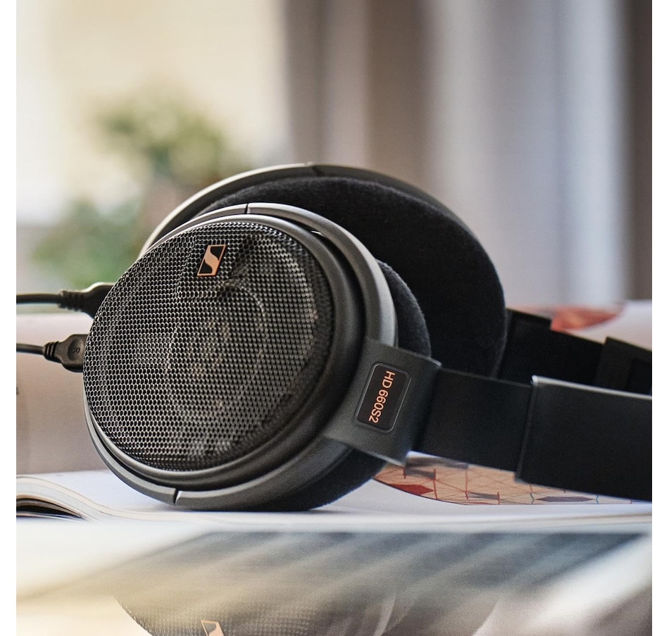 Image 727027_ALTMORE2.jpg, Product 727-027 / Price $799.95, Sennheiser HD 660S2 Audiophile Open-Back Headphones from Sennheiser on TSC.ca's Electronics department