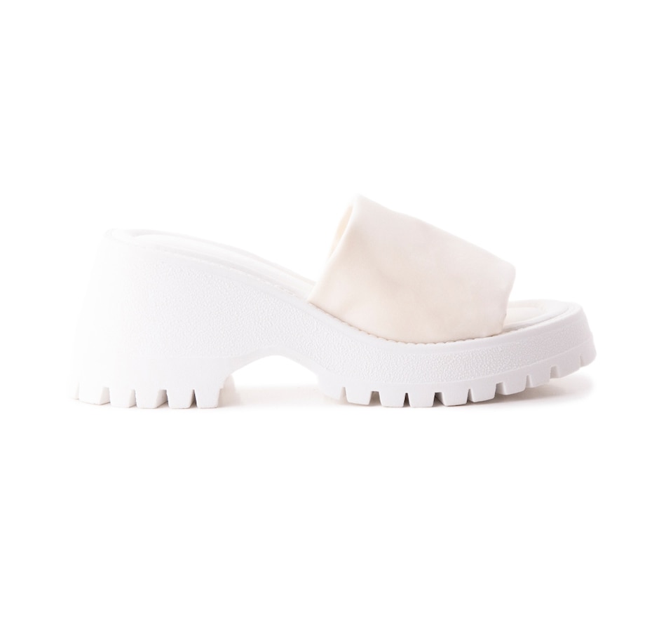 Image 727404_WHT.jpg, Product 727-404 / Price $118.00, L'Intervalle Batisti Sandal from L'Intervalle on TSC.ca's Shoes department