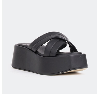 L'Intervalle Sacra Sandal