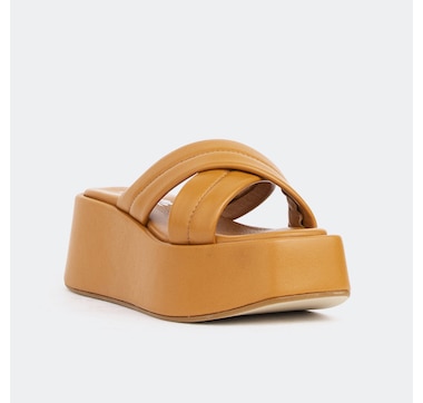 L'Intervalle Sacra Sandal