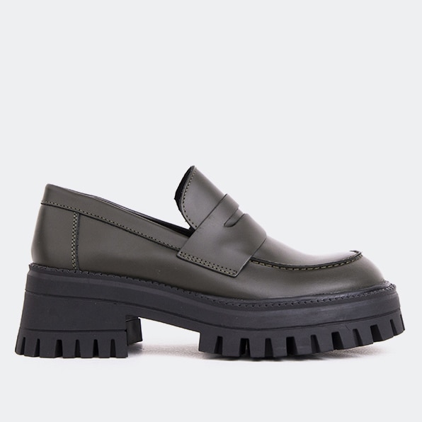 L'Intervalle Zuta Loafer - TSC.ca