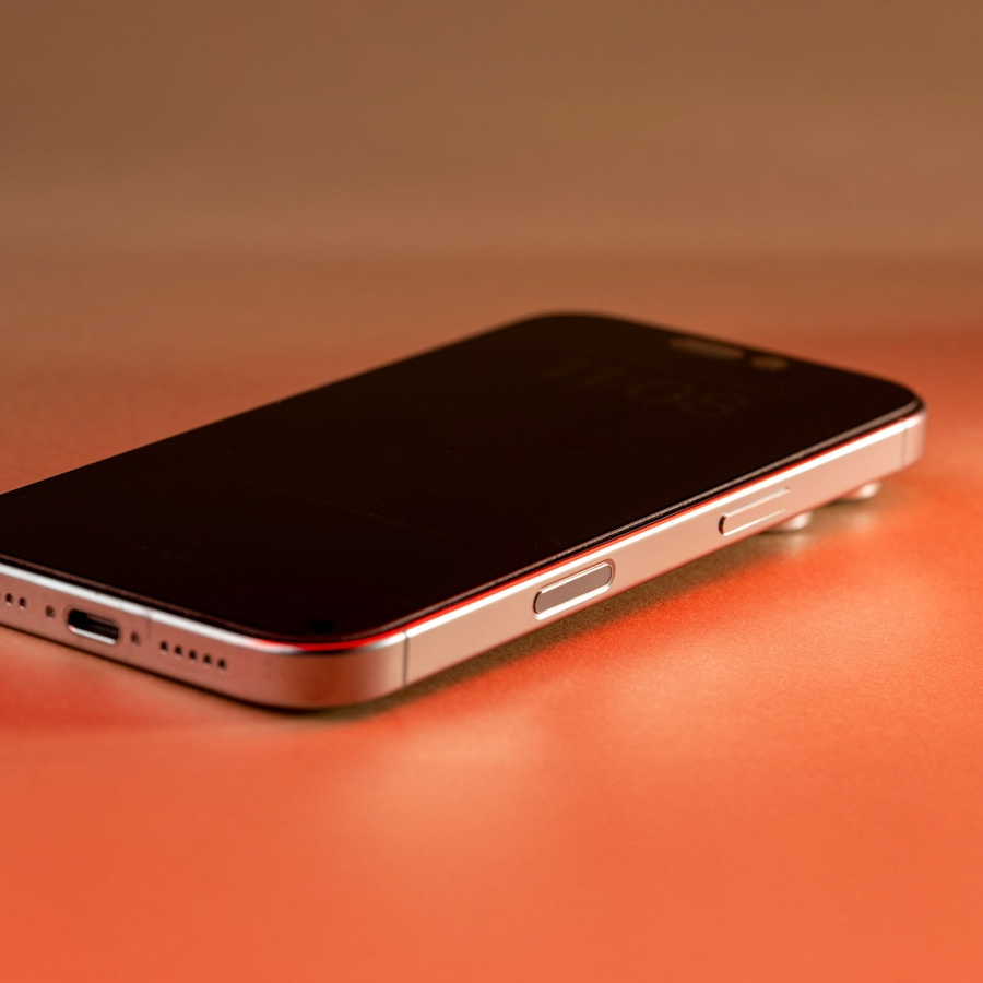 Image 727620_ALTMORE8.jpg, Product 727-620 / Price $74.99, BodyGuardz Red Light Converter iPhone 17 Pro/16 Pro from BodyGuardz on TSC.ca's Electronics department