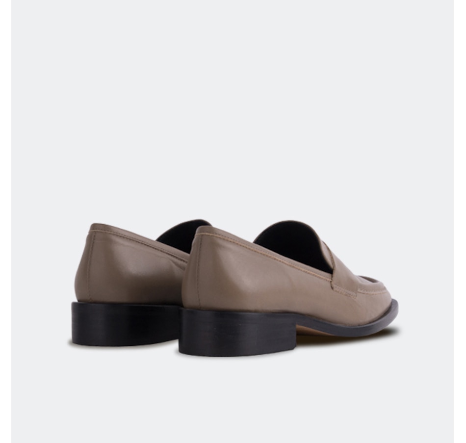 Clothing & Shoes Shoes Flats & Loafers L'Intervalle Londra Loafer