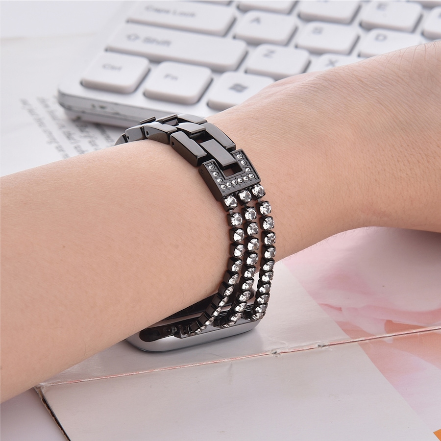 Image 729277_ALTMORE4.jpg, Product 729-277 / Price $39.99, Worryfree Gadgets Bling Dressy Band for Apple Watch (38 mm/40 mm/41 mm and 42 mm/44 mm/45 mm, link bracelet) from WFG on TSC.ca's Electronics department