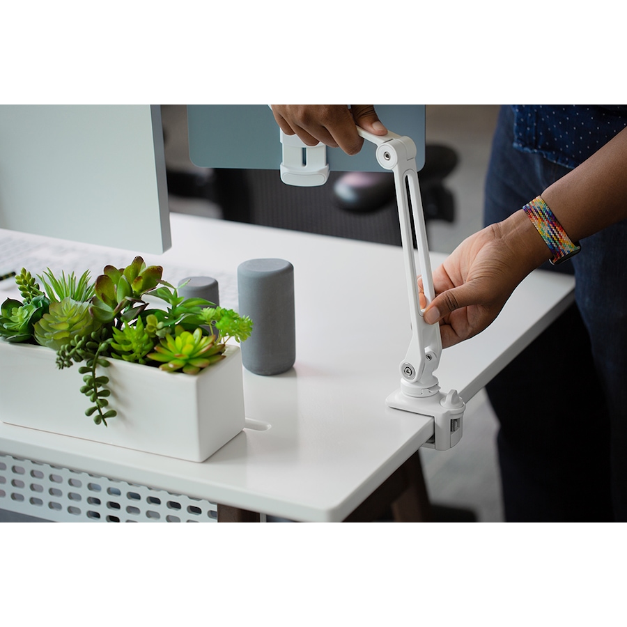 Image 729576_ALTMORE35.jpg, Product 729-576 / Price $109.99, Twelve South Hoverbar Duo With Snap For iPad from Twelve South on TSC.ca's Electronics department