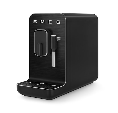 Smeg Fully Automatic Bean To Cup Espresso Machine With Milk Wand