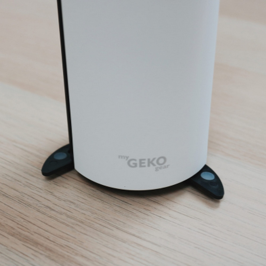 Image 730934_ALTMORE27.jpg, Product 730-934 / Price $209.98, GekoGear Orbit D130 1080p Dashcam with Air Purifier from Geko on TSC.ca's Electronics department