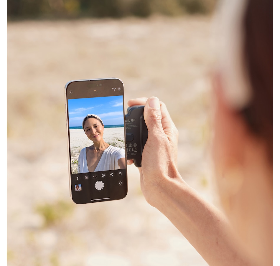 Image 731037_ALTMORE5.jpg, Product 731-037 / Price $119.99, ShiftCam SnapGrip Pro Magnetic Smartphone Battery Grip with Qi2 Wireless Charging from ShiftCam on TSC.ca's Electronics department