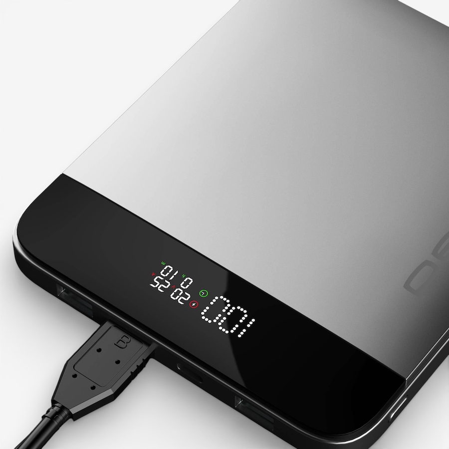 Image 731440_ALTMORE1.jpg, Product 731-440 / Price $369.99, Veho Pebble PQ20 20,000-mAh Digital Power Bank from Veho on TSC.ca's Electronics department