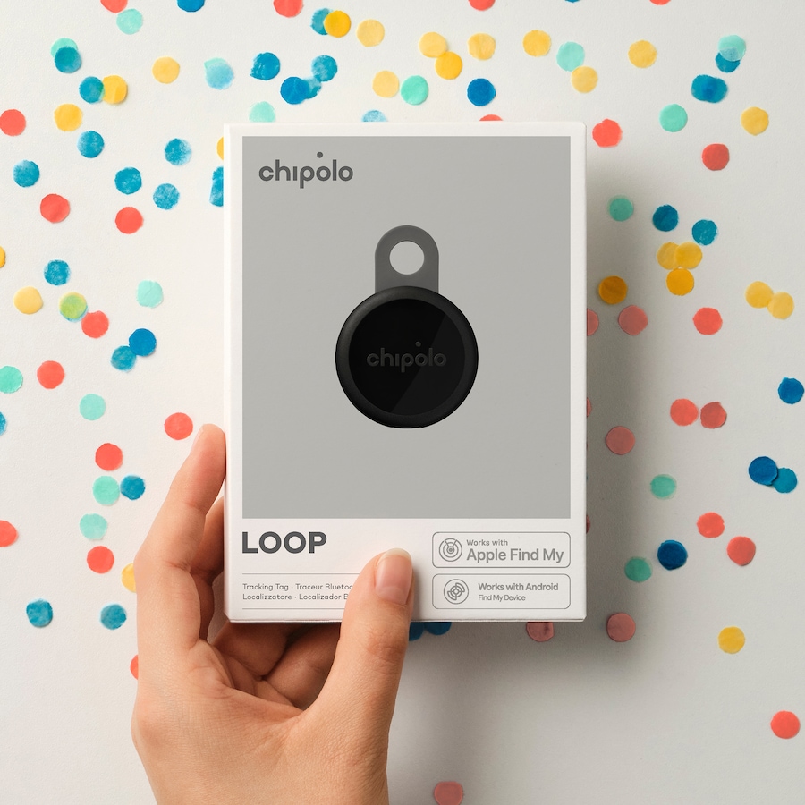 Image 732124_ALTMORE4.jpg, Product 732-124 / Price $159.99, Chipolo Loop Tracking Tag (works with Android's Find Hub Device or Apple Find My; 4-pack; charcoal) from Chipolo on TSC.ca's Electronics department