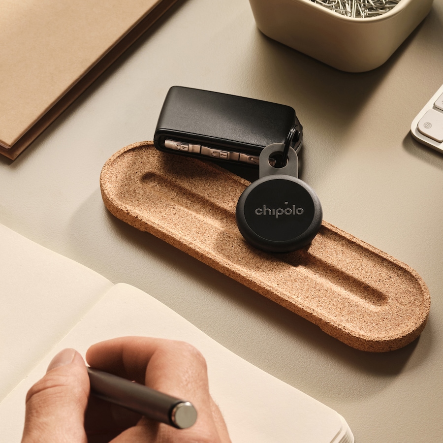 Image 732124_ALTMORE5.jpg, Product 732-124 / Price $159.99, Chipolo Loop Tracking Tag (works with Android's Find Hub Device or Apple Find My; 4-pack; charcoal) from Chipolo on TSC.ca's Electronics department