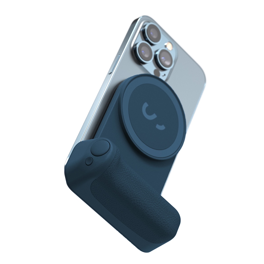Image 732290_ALTMORE6.jpg, Product 732-290 / Price $99.99, ShiftCam SnapGrip Magnetic Smartphone Battery Grip from ShiftCam on TSC.ca's Electronics department