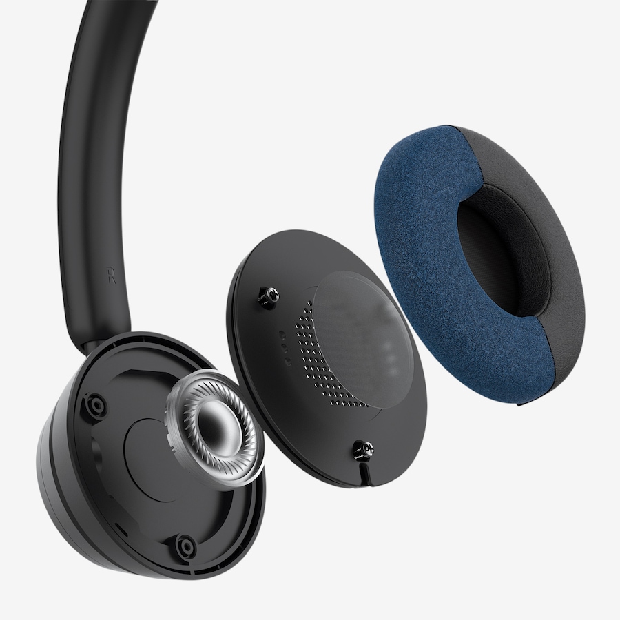 Image 733979_ALTMORE5.jpg, Product 733-979 / Price $99.99, Incase Modern USB-C Headset from Incase on TSC.ca's Electronics department