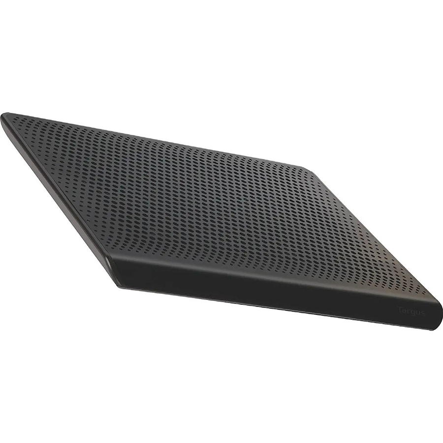 Image 734270_ALTMORE1.jpg, Product 734-270 / Price $84.99, Targus HD3 Gaming Chill Mat Lap Chill Mat Notebook Cooling Mat (USB-A Powered) from Targus on TSC.ca's Electronics department