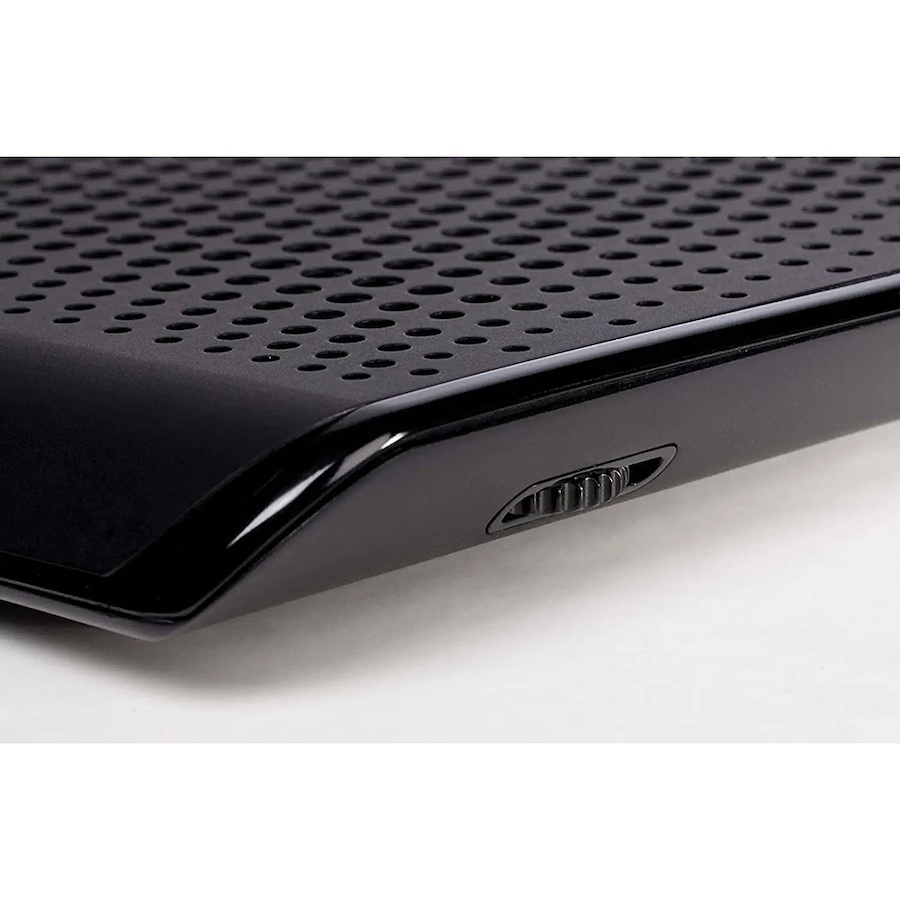 Image 734270_ALTMORE2.jpg, Product 734-270 / Price $84.99, Targus HD3 Gaming Chill Mat Lap Chill Mat Notebook Cooling Mat (USB-A Powered) from Targus on TSC.ca's Electronics department