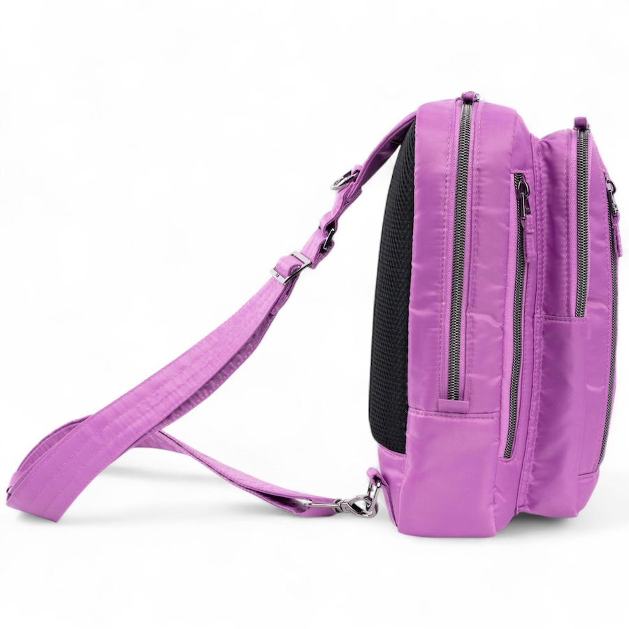 Image 735698_ALTMORE2.jpg, Product 735-698 / Price $94.00, Lug Tailback Sling Bag from Lug on TSC.ca's Home & Garden department
