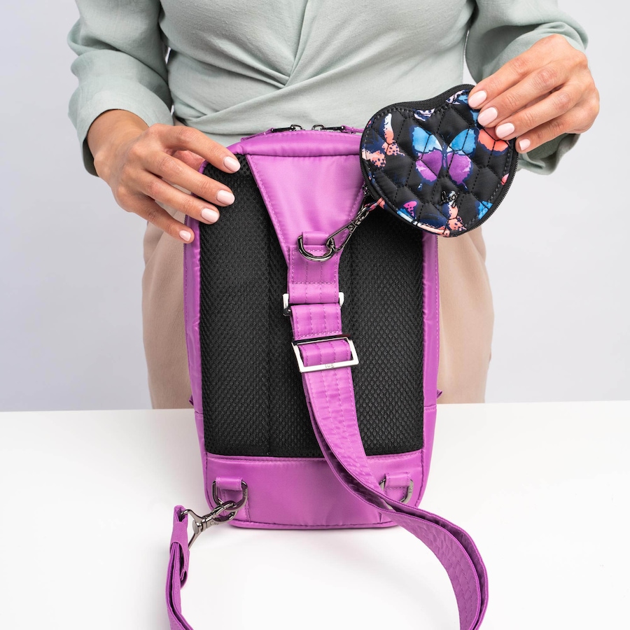 Image 735698_ALTMORE32.jpg, Product 735-698 / Price $94.00, Lug Tailback Sling Bag from Lug on TSC.ca's Home & Garden department