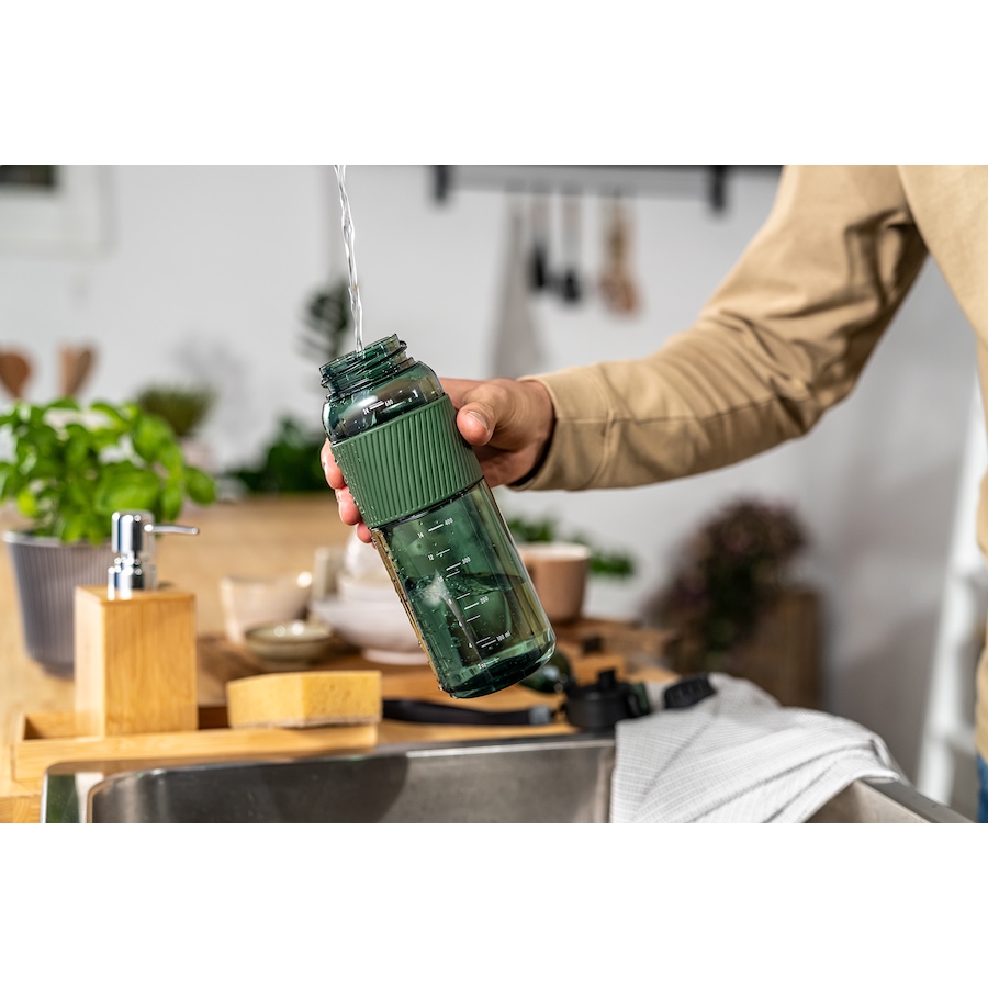 Image 735821_ALTMORE1.jpg, Product 735-821 / Price $29.99, Zwilling Drinking Bottle from Zwilling on TSC.ca's Kitchen department
