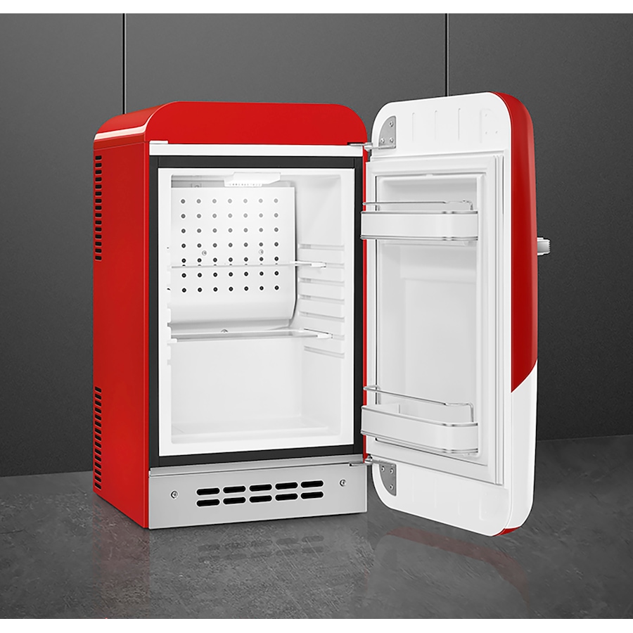 Image 735825_ALTMORE3.jpg, Product 735-825 / Price $2,299.00, SMEG FAB5 Retro Style Canada Flag (Right Hinge) from Smeg on TSC.ca's Kitchen department