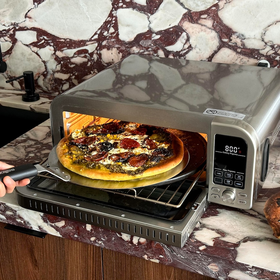 Image 735916_ALTMORE25.jpg, Product 735-916 / Price $499.99, Salton Pizzadesso Pro 15-in-1 Pizza Oven, Air Fry and Toaster  from Salton on TSC.ca's Kitchen department