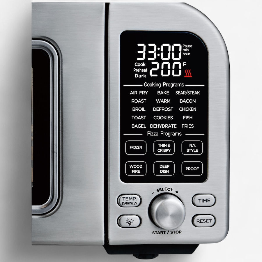 Image 735916_ALTMORE4.jpg, Product 735-916 / Price $499.99, Salton Pizzadesso Pro 15-in-1 Pizza Oven, Air Fry and Toaster  from Salton on TSC.ca's Kitchen department