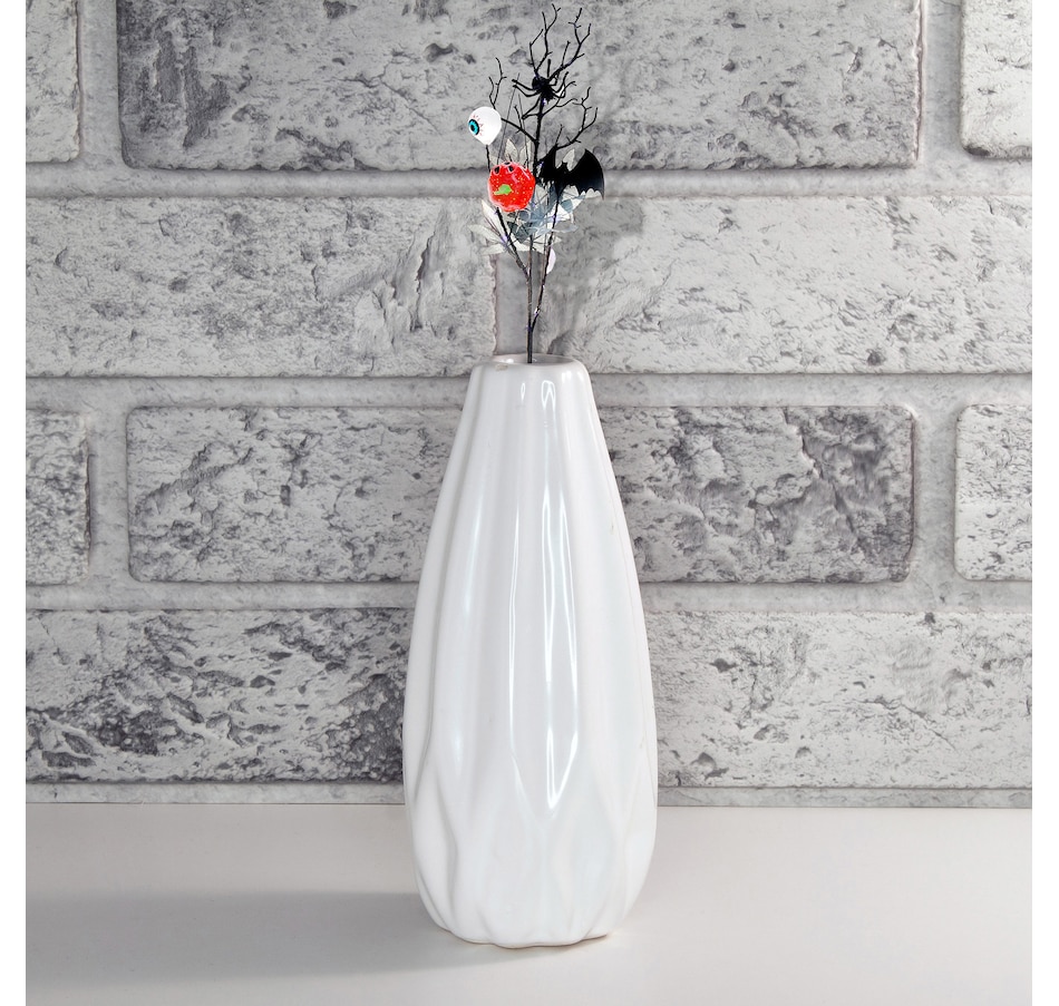 Image 735934_ALTMORE1.jpg, Product 735-934 / Price $29.99, IH Casa Décor 28" LED Branch with Creepy Creatures (20 lights) from IH Casa Decor on TSC.ca's Home & Garden department