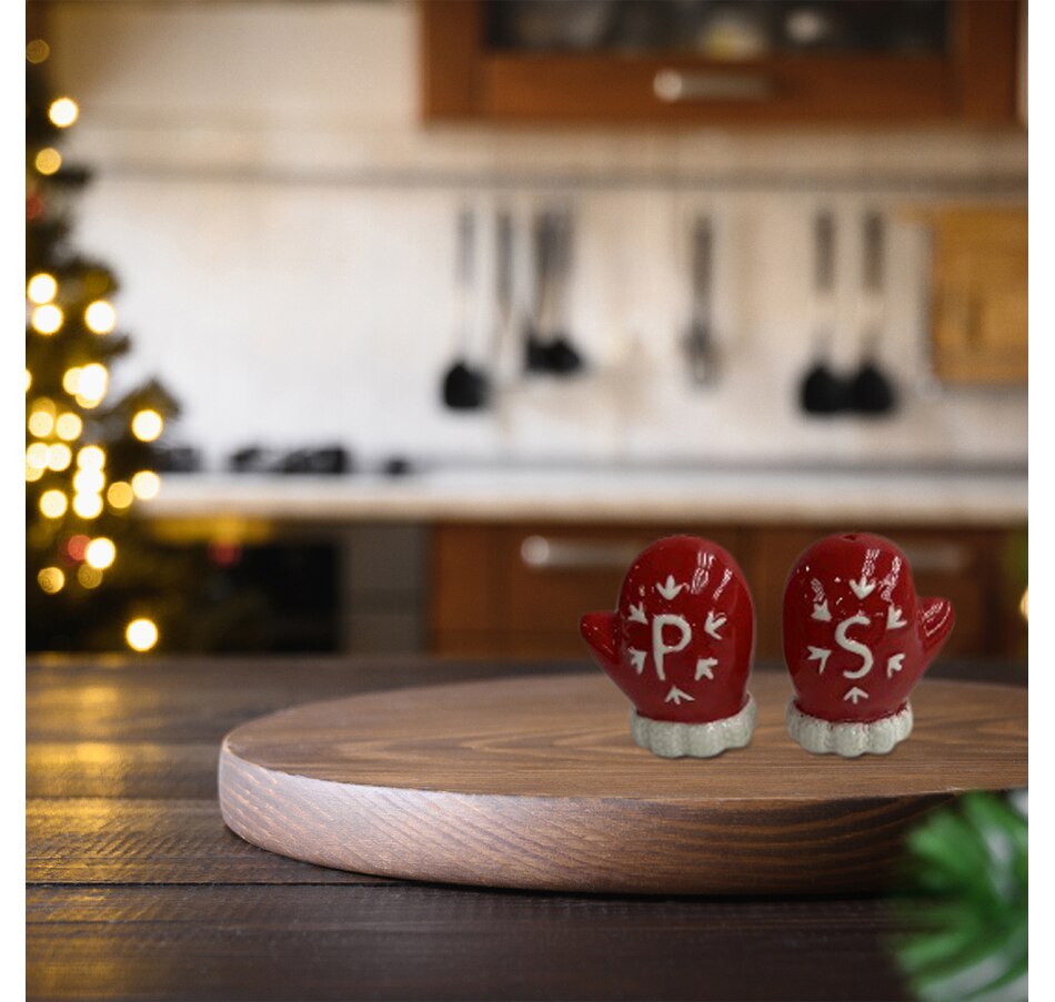 Image 737032_ALTMORE1.jpg, Product 737-032 / Price $34.99, IH Casa Décor Ceramic Mittens Salt and Pepper Shaker (set of 2) from IH Casa Decor on TSC.ca's Kitchen department