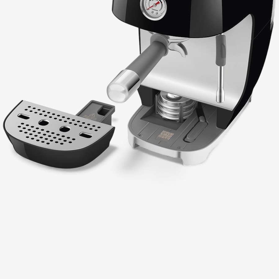 Image 738099_ALTMORE3.jpg, Product 738-099 / Price $749.99, SMEG Manual Espresso Machine with Cold Brew from Smeg on TSC.ca's Kitchen department