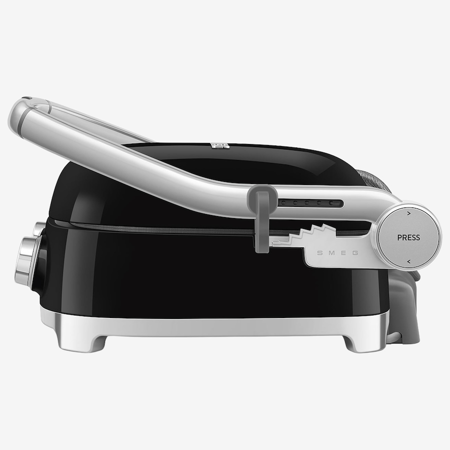 Image 738616_ALTMORE4.jpg, Product 738-616 / Price $399.99, SMEG Multi-Use Grill from Smeg on TSC.ca's Kitchen department