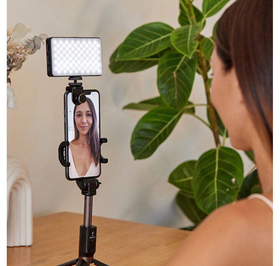 Image 738997_ALTMORE7.jpg, Product 738-997 / Price $39.99, ShiftCam Universal Lens Mount from ShiftCam on TSC.ca's Electronics department