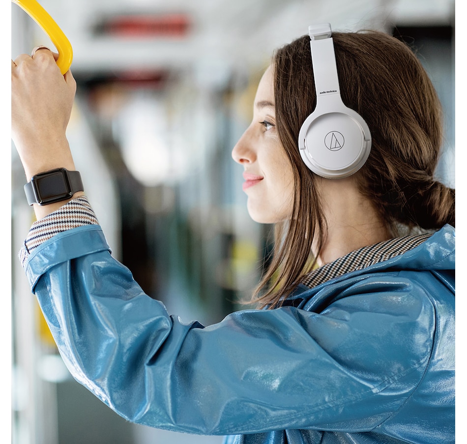 Image 743028_ALTMORE21.jpg, Product 743-028 / Price $89.00, Audio Technica ATH-S220BT On-Ear Sound-Isolating Bluetooth Headphones from Audio Technica on TSC.ca's Electronics department