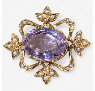 Estate Originals 14K Yellow Gold 7.96 Carat Amethyst and Seed Pearl Pendant/Brooch