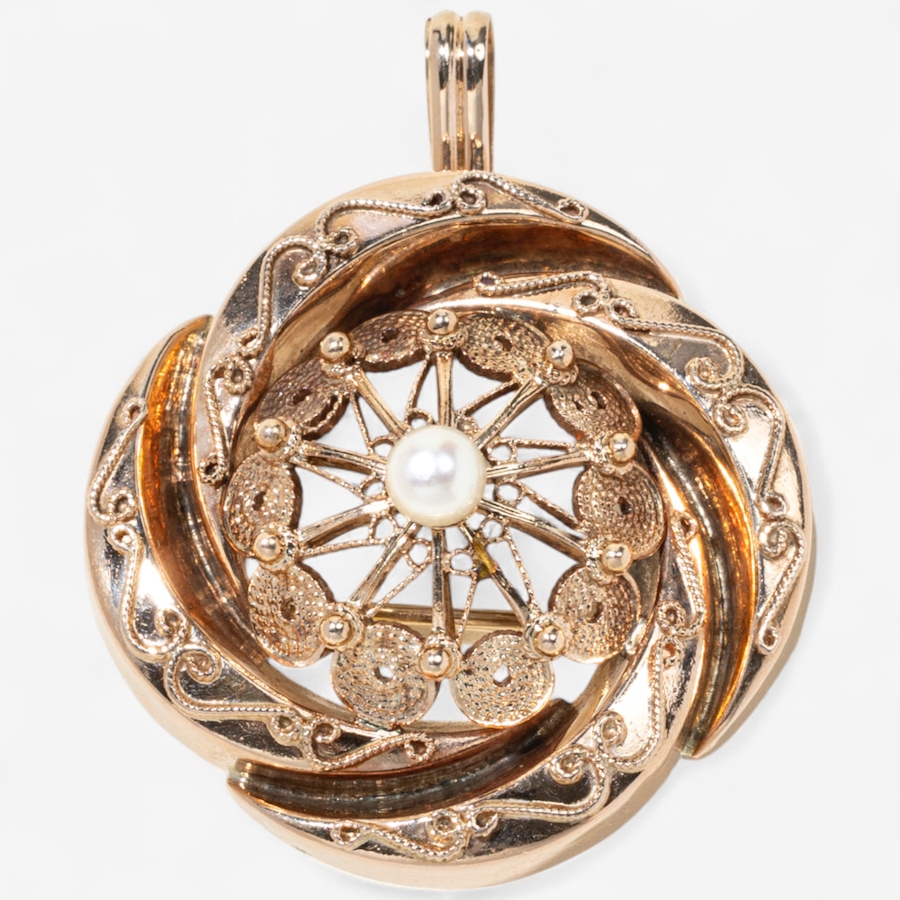 Image 747061.jpg, Product 747-061 / Price $2,595.00, Estate Originals 14K Rose Gold Pinwheel Style Pearl Brooch/Pendant from Estate Originals on TSC.ca's Jewellery department