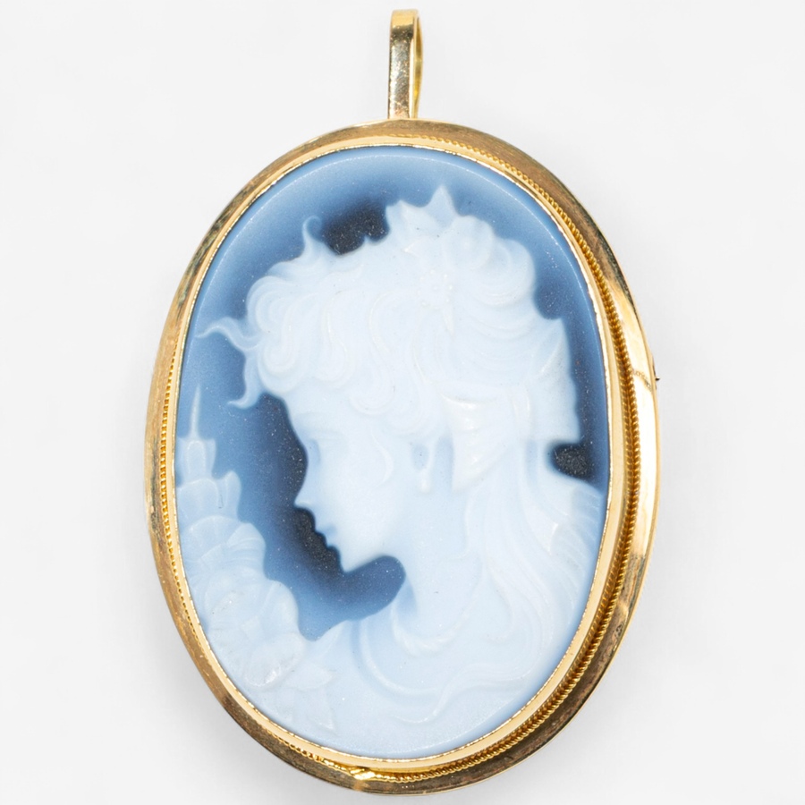 Image 747419.jpg, Product 747-419 / Price $1,595.00, 18KT Yellow Gold Blue Cameo Brooch/Pendant from Estate Originals on TSC.ca's Jewellery department