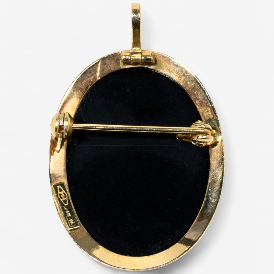 Image 747419_ALTMORE2.jpg, Product 747-419 / Price $1,595.00, 18KT Yellow Gold Blue Cameo Brooch/Pendant from Estate Originals on TSC.ca's Jewellery department
