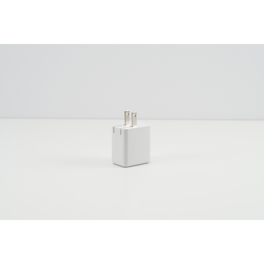 Image 748097_ALTMORE2.jpg, Product 748-097 / Price $24.99, Amaze PD 20W Dual-Port Wall Charger (White) from Amaze on TSC.ca's Electronics department