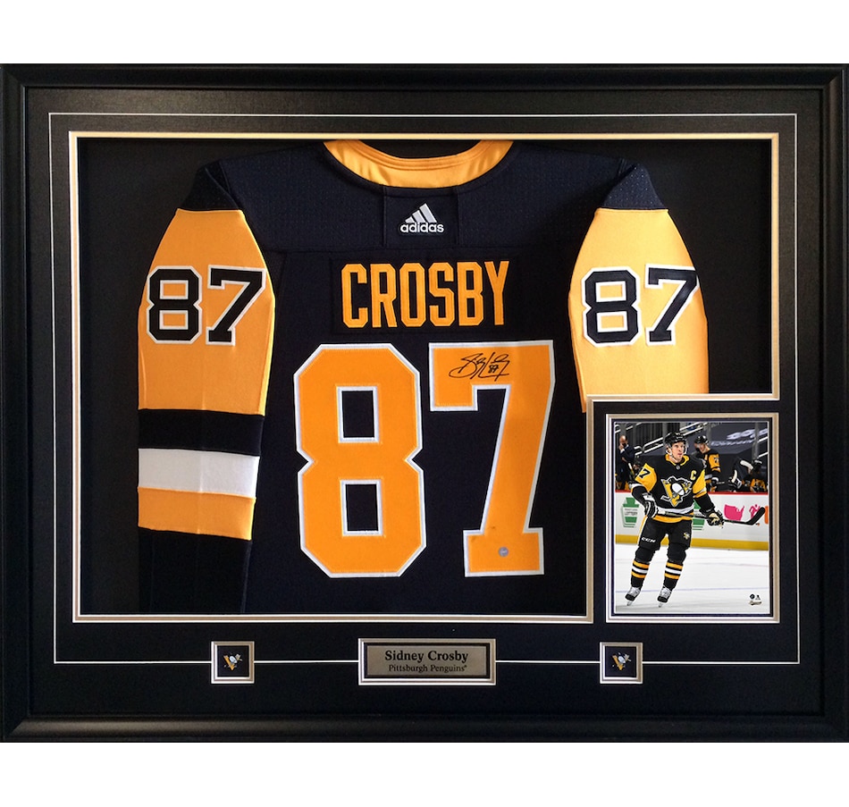 Sidney Crosby - Signed Framed Jersey Penguins Pro Black 2017-2018 with  Photo Collage Background - NHL Auctions