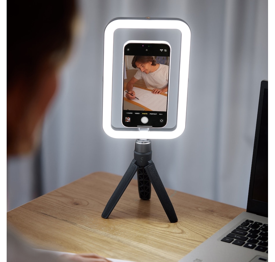 Image 752169_ALTMORE3.jpg, Product 752-169 / Price $129.99, Shiftcam SnapStudio Light from ShiftCam on TSC.ca's Electronics department