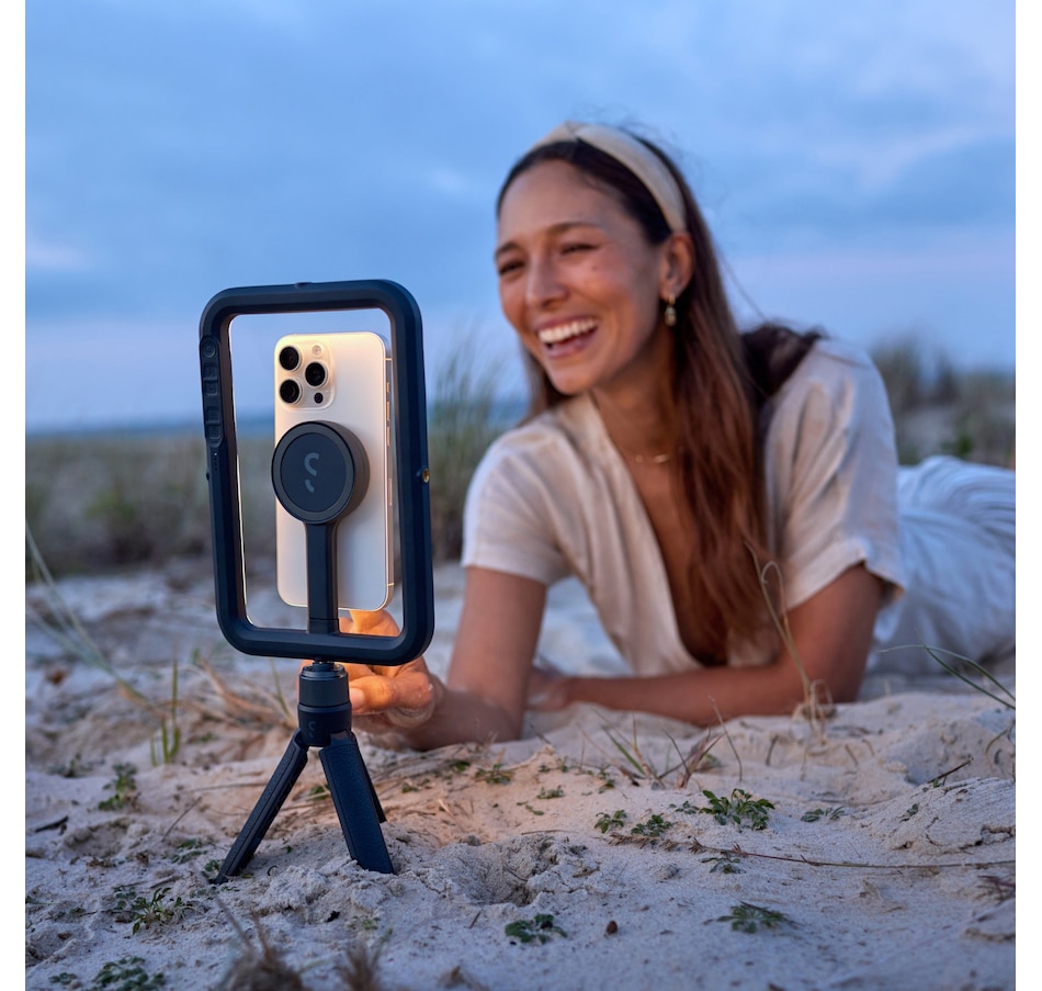 Image 752169_ALTMORE4.jpg, Product 752-169 / Price $129.99, Shiftcam SnapStudio Light from ShiftCam on TSC.ca's Electronics department