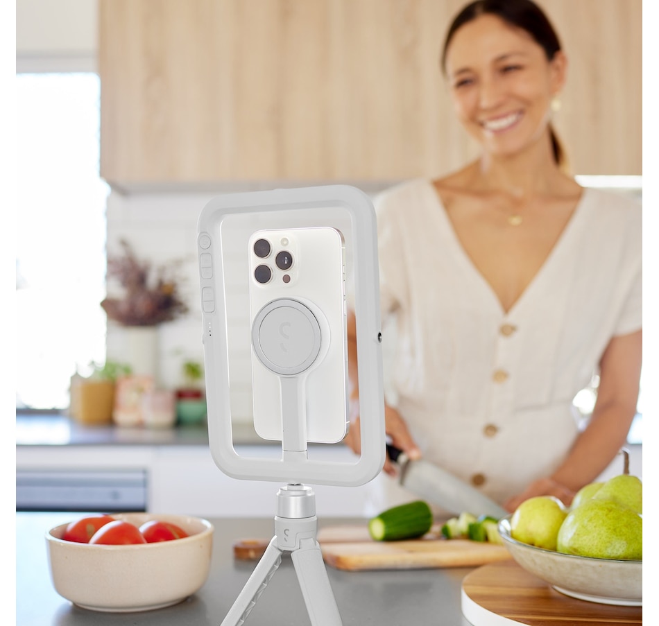 Image 752169_ALTMORE8.jpg, Product 752-169 / Price $129.99, Shiftcam SnapStudio Light from ShiftCam on TSC.ca's Electronics department