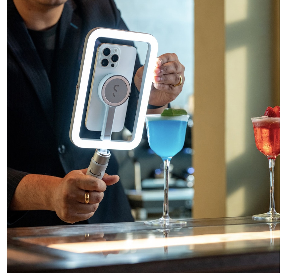 Image 752169_ALTMORE9.jpg, Product 752-169 / Price $129.99, Shiftcam SnapStudio Light from ShiftCam on TSC.ca's Electronics department