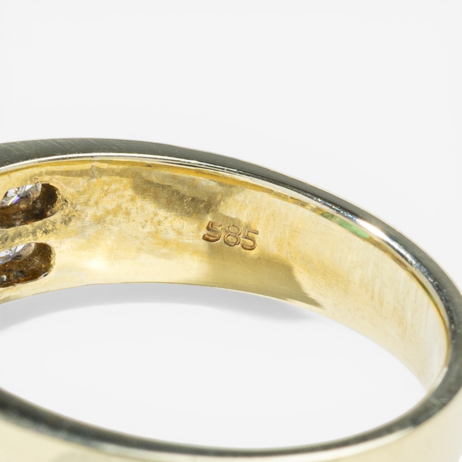 Image 752373_ALTMORE4.jpg, Product 752-373 / Price $8,495.00, Estate Originals 14K Yellow Gold 3.13 ctw Emerald-Cut Emerald and Diamond Ring from Estate Originals on TSC.ca's Jewellery department