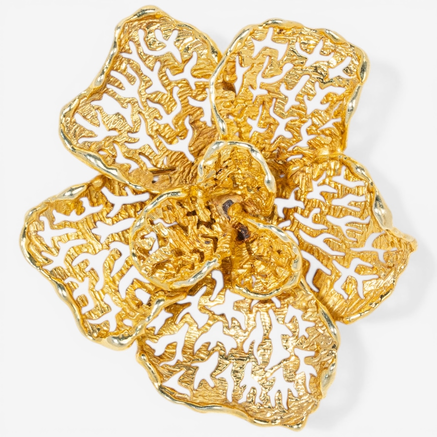 Image 752374_ALTMORE2.jpg, Product 752-374 / Price $5,995.00, Estate Originals 14K Yellow Gold Birks Floral Design Brooch from Estate Originals on TSC.ca's Jewellery department