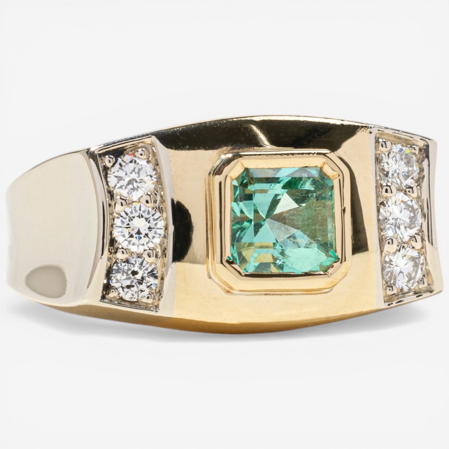 Image 752378_ALTMORE1.jpg, Product 752-378 / Price $5,495.00, Estate Originals 18K Yellow and White Gold Emerald-Cut Emerald and Diamond Ring from Estate Originals on TSC.ca's Jewellery department