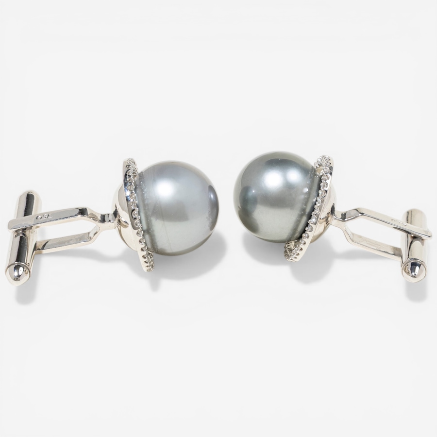 Image 752383_ALTMORE1.jpg, Product 752-383 / Price $7,295.00, Estate Originals 18K White Gold South Sea Pearl and Diamond Cufflinks from Estate Originals on TSC.ca's Jewellery department