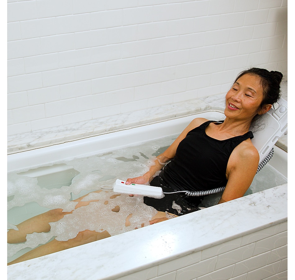 Image 752720_ALTMORE1.jpg, Product 752-720 / Price $1,200.00, Drive Bellavita Dive Bath Lift from Drive Medical on TSC.ca's Health & Fitness department