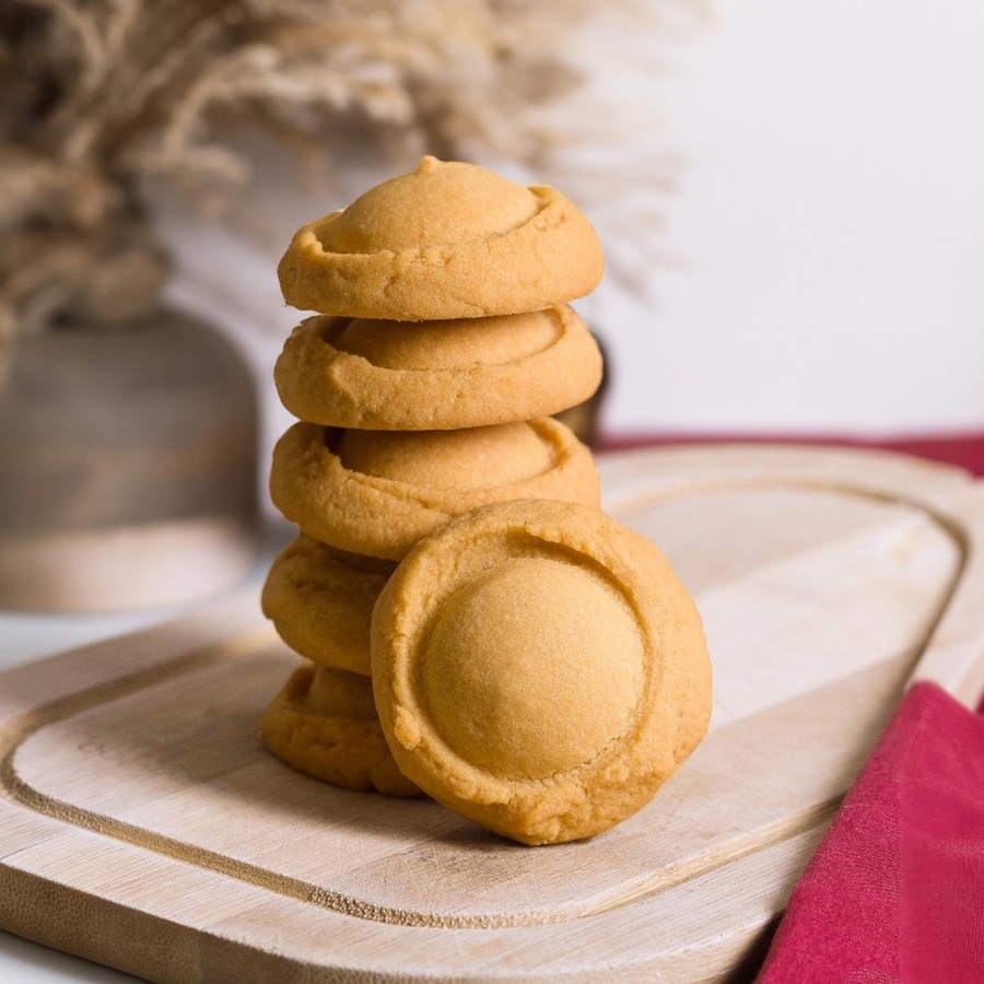 Image 753491_ALTMORE9.jpg, Product 753-491 / Price $44.99, Mary Macleod's Shortbread Peaked Box 4-Pack from Mary Macleod's on TSC.ca's Kitchen department
